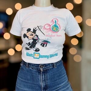 Vintage 1991 Walt Disney World 20th Anniversary Mickey Magician Graphic Tee L